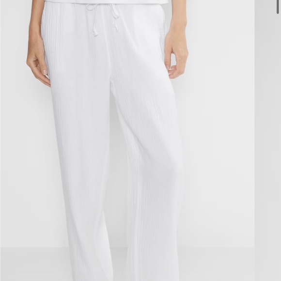 Aritzia women’s sail pant size extra small in white - Picture 2 of 5